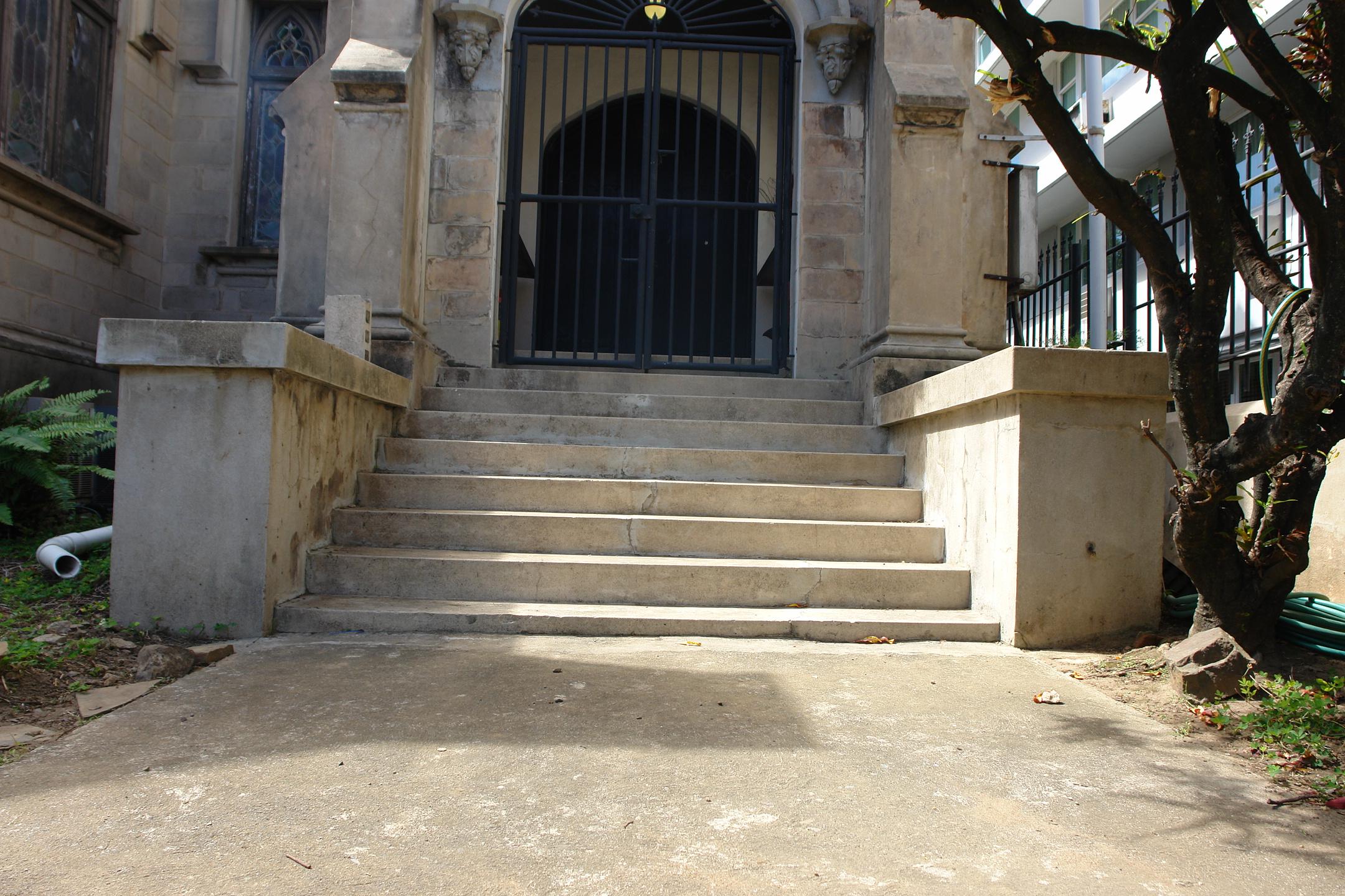 Capilla Nuestra Señora de Lourdes - San Juan (Miramar) - 2011 00069